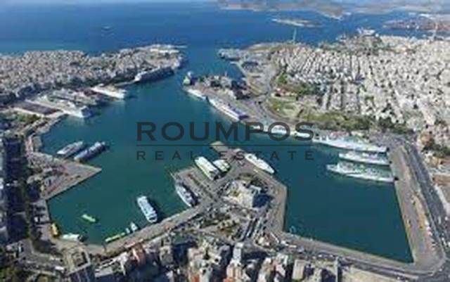 (For Sale) Residential Building || Piraias/Piraeus - 1.450 Sq.m, 20 Bedrooms, 2.900.000€ 