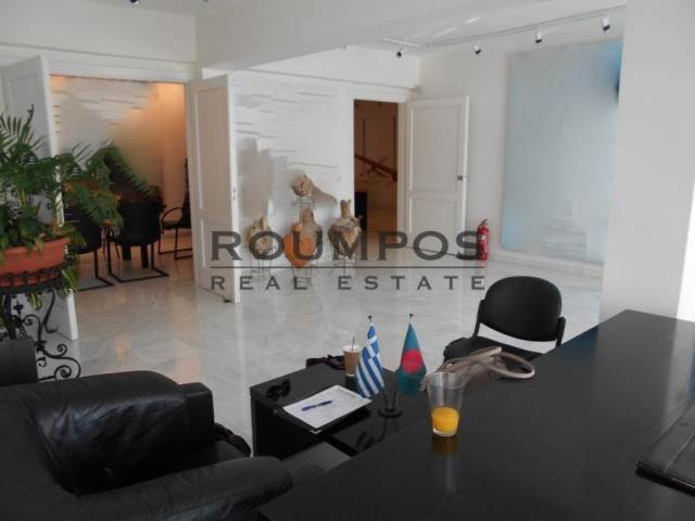 (For Sale) Commercial Office || Piraias/Piraeus - 255 Sq.m, 550.000€ 