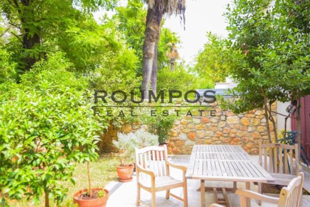 (For Sale) Residential Residence complex || Athens North/Kifissia - 1.082 Sq.m, 15 Bedrooms, 6.300.000€ 