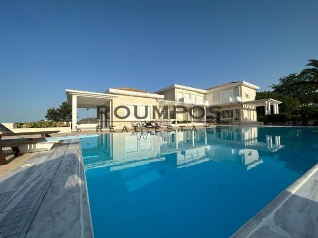 (For Sale) Residential Villa || East Attica/Markopoulo Mesogaias - 1.000 Sq.m, 5 Bedrooms, 3.000.000€ 
