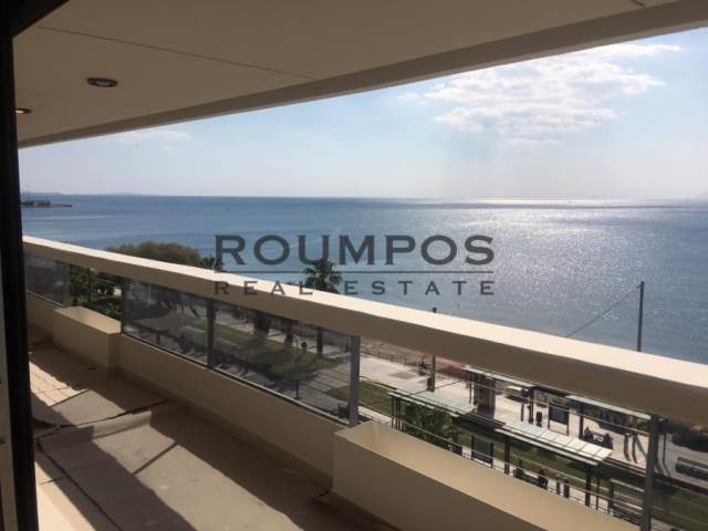 (For Sale) Residential Floor Apartment || Athens South/Palaio Faliro - 171 Sq.m, 3 Bedrooms, 1.050.000€ 